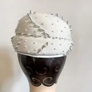Oleg Cassini | Accessories | Oleg Cassini Vtg Pill Box Hat  display picture 2